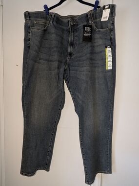 NWT: BIG & TALL MENS LEE EXTREME JEANS SIZE 46X29